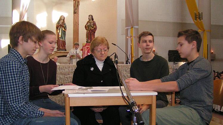 Die Jugend beim Spiel "Frühstück bei Giovanni"