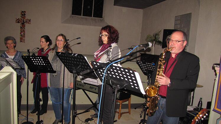 Die Band Soul Project gestaltete den Jahresgottesdienst der Notfallseelsorge musikalisch aus. Foto: Martin Koch