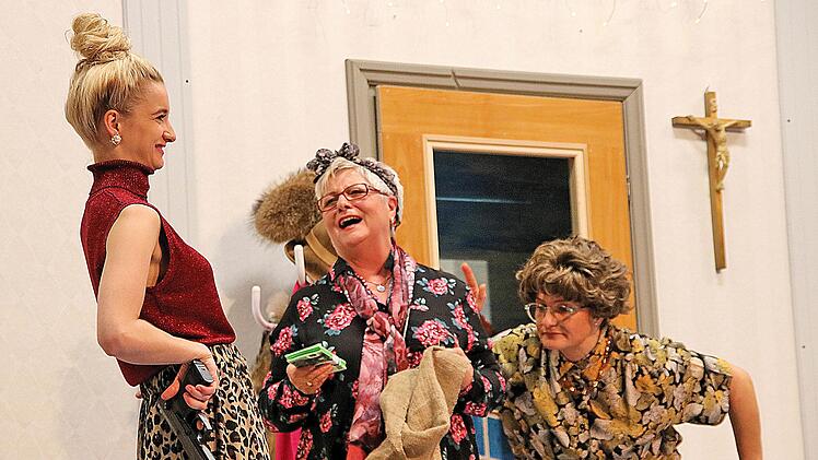 Die Laienschauspielgruppe des TSV Steinach brachte die Zuschauer oft zum Lachen. Foto: Dieter Britz