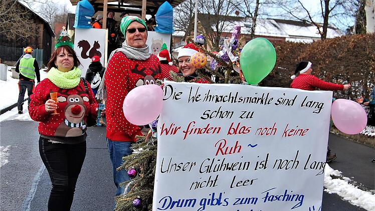 Faschingsumzug am Rosenmontag in Stangenroth. Foto: Sigismund von Dobschütz