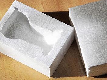 Unbelastetes Styropor kann wie bisher über den "gelben Sack" entsorgt werden.  Foto: Josef Hofbauer