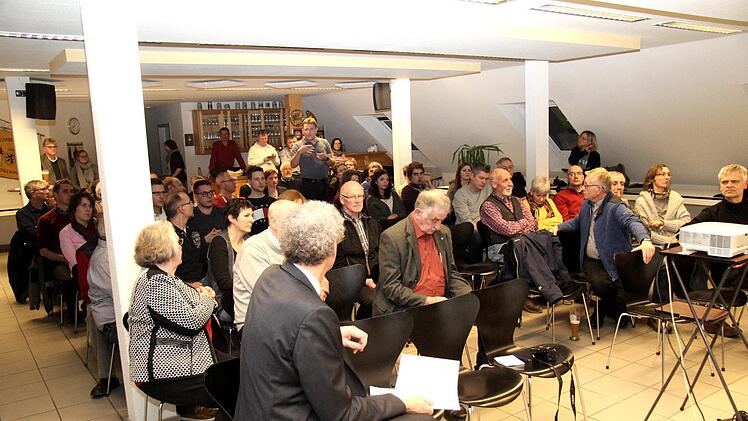 Blick in die Versammlung   Foto: Richard Sänger