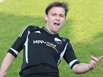 Saison 2012/2013: In der Aufstiegs-Relegation scheiterten Manuel Kilger und der TSV Röttenbach ganz knapp an der Rückkehr in die Bezirksliga.