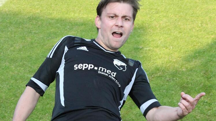 Saison 2012/2013: In der Aufstiegs-Relegation scheiterten Manuel Kilger und der TSV Röttenbach ganz knapp an der Rückkehr in die Bezirksliga.
