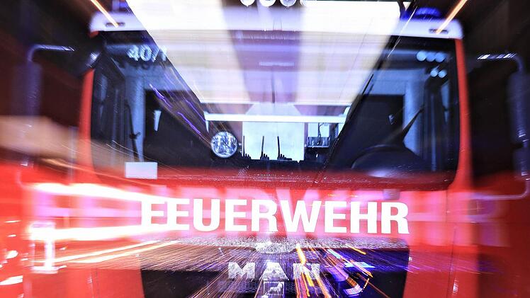Die Feuerwehr konnte den Brand schnell löschen. Symbolbild: Ferdinand Merzbach