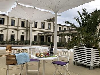 Luitpoldpicknick und dazu Musik mit Musikern der Staatsbad Philharmonie Kissingen.  Foto: Nina Albert