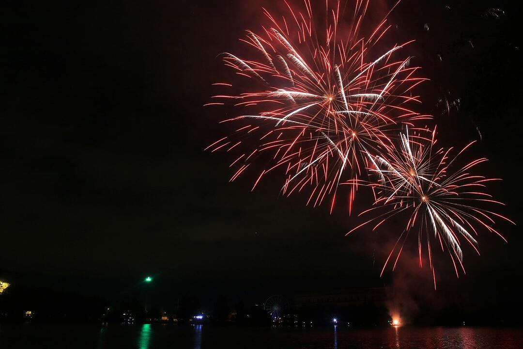 Feuerwerk Volksfest Nürnberg