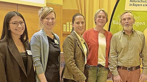 Audrey Sarte (Akademie Heiligenfeld; von links), Eva Zeibig (BN-Vorstand), Referentin Katharina van Bronswijk, Eva Reichert-Nelkenstock (BN-Vorstand) und Dr. Alexander Beck (BN-Vorsitzender Bad Kissingen).