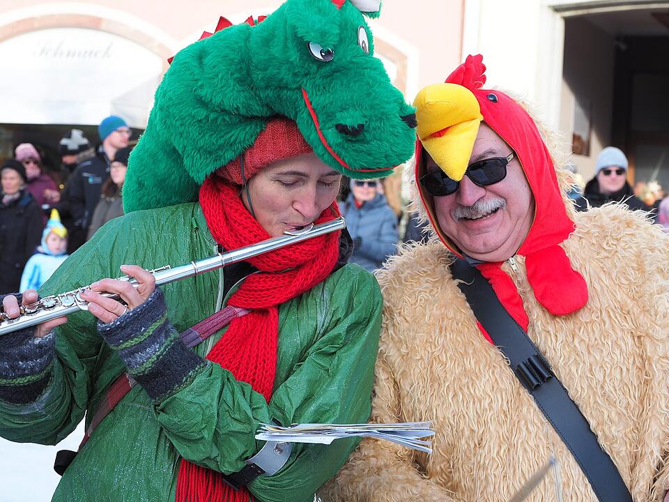 Eine der ersten Faschingsumzüge in der Region