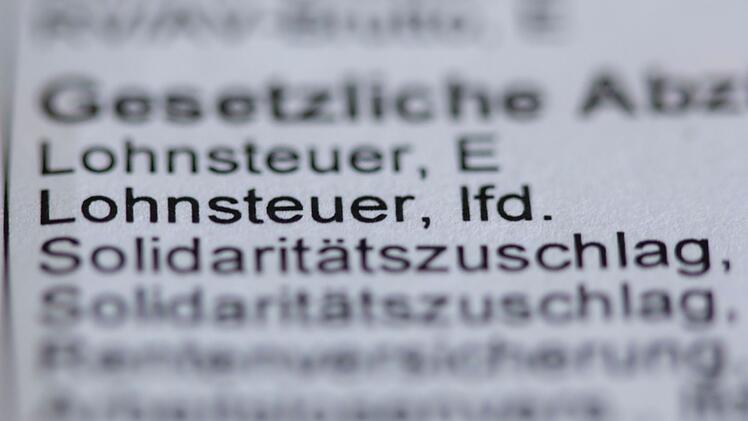 Bahn, Kredite, Weihnachtsmarkt &ndash; was sich im November &auml;ndert