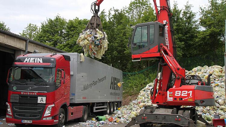 Die Firma Seger braucht mehr Platz. F&uuml;r einen Umzug ist die Firma auf die Ausweisung des bestehenden Areals als Sondergebiet angewiesen, damit sich dort Einzelhandel ansiedeln kann. Vorerst wird das aber nach neuem Beschluss nicht m&ouml;glich sein. Foto: Archiv/Thomas Malz