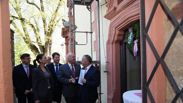 Richtfest mit Wissenschaftsministerin Marion KiechleFoto: Arkadius Guzy