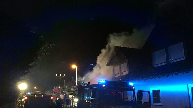 Bilder vom Einsatz in der Nacht. Foto: Ralf Ruppert