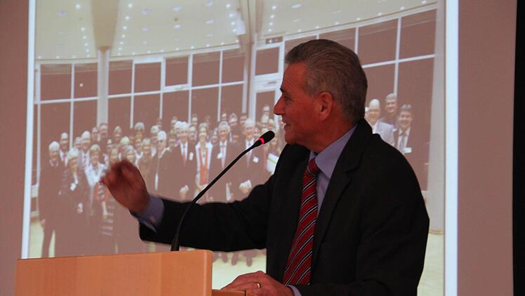 Landrat Oswald Marr bei seinem Grußwort  Foto: Friedwald Schedel