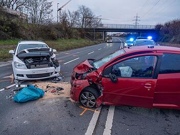 Vollsperrung auf Berliner Ring: Unfall mit drei Autos in Bamberg