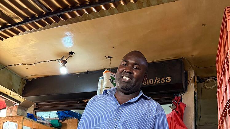 Slum Kibera - B&auml;cker Greyson Nyenze in seiner Backstube