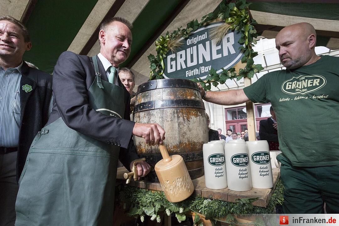 Fürther Michaeliskirchweih eröffnet