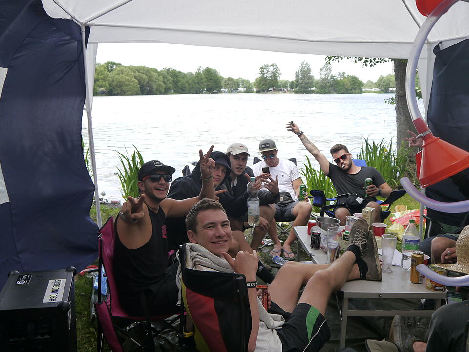 Zweiter Tag bei Rock im Park: Was geht auf dem Zeltplatz ab?