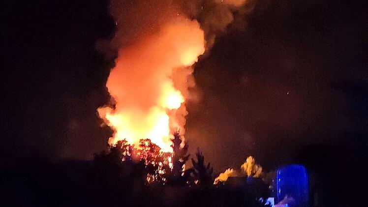 Scheunenbrand in Seubrigshausen. Foto: Mike Daum
