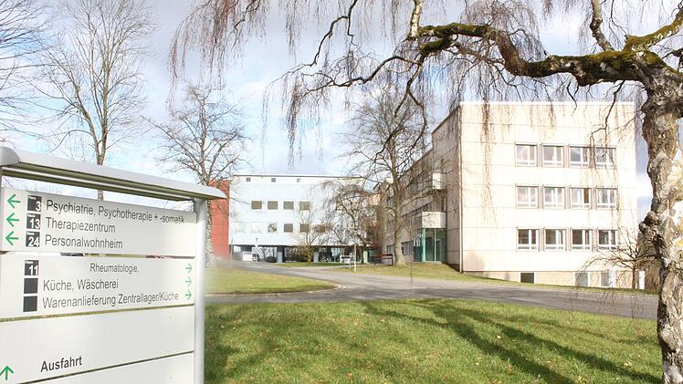 Das Haus 11, die ehemalige Orthopädie in Kutzenberg Ramona Popp