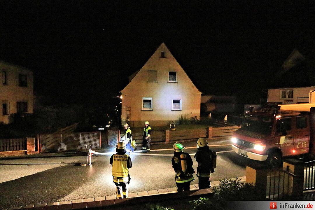 SEK stürmt Wohnhaus in Reundorf