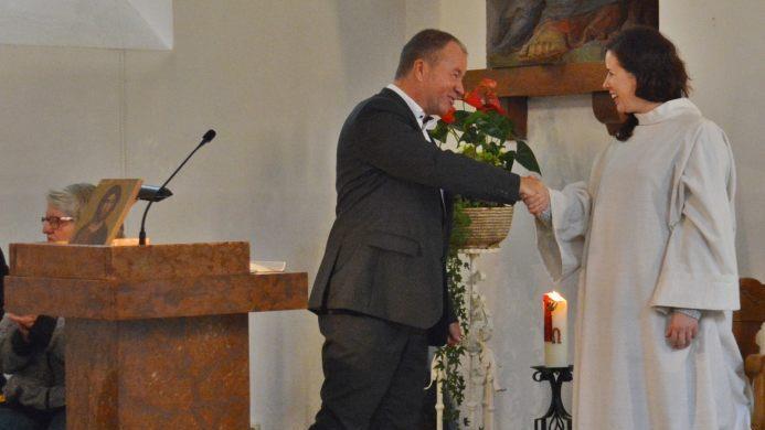 Mit einer Wortgottesfeier wurde in Maria Bildhausen die neue Gemeindereferentin Maria Krines begrüßt. Foto: Hanns Friedrich