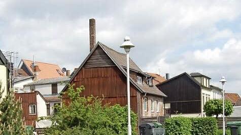 Im Innenhof des Grundstücks Oberer Bürglaß 21 ließe sich eine Fläche für Urban Gardening (Stadtgärtnern) einrichten. Fotos: Helke Renner