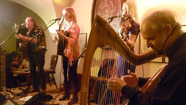 Norland Wind spielte keltische Rhythmen aus dem nordwestlichen Europa. Foto: Heike Beudert