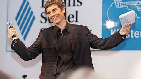 Moderator Roland Leitner