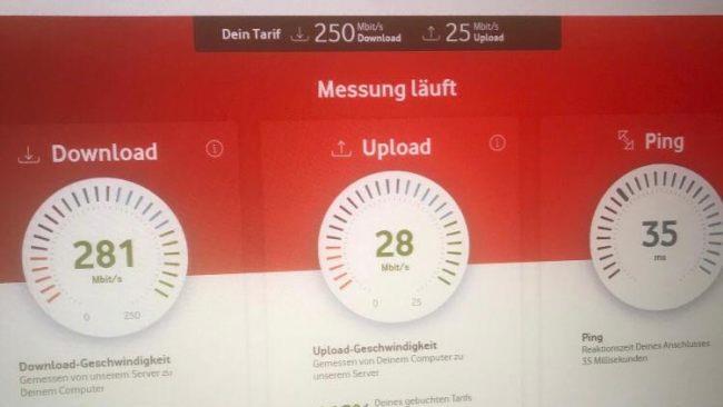 Mehr als es verspricht: Kämmerin Doris Neubauer hat zuhause die Daten-Geschwindigkeit getestet. Foto: Doris Neubauer