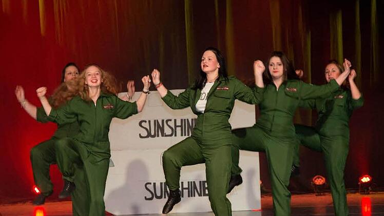 Der TSV Weißenbrunn mit den "Sunshine Girls" Foto: Klaus Gagel