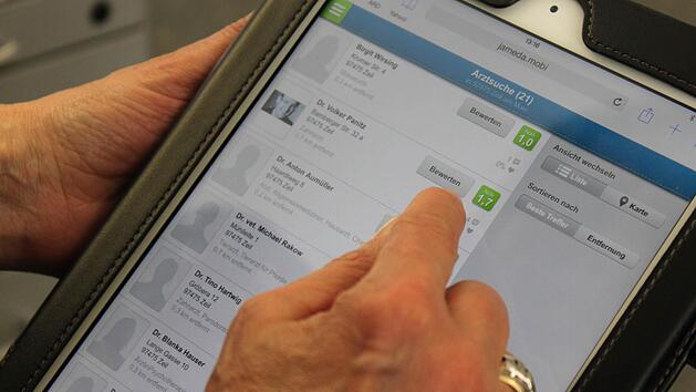 Bewertungsportale gibt es nicht nur f&uuml;r &Auml;rzte, sondern auch f&uuml;r Rechtsanw&auml;lte. Auf einer dieser Internetseiten hat sich eine 39-j&auml;hrige Neustadterin sehr negativ &uuml;ber ihren damaligen Anwalt ge&auml;u&szlig;ert. Das brachte ihr nun &Auml;rger vor Gericht ein. Foto: Sarah Dann