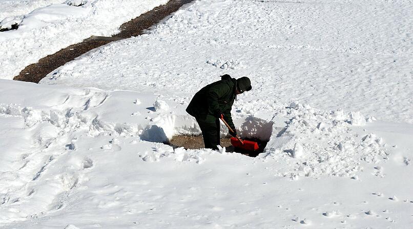 Marktrodach mit deutlicher Schneeschipp-Ansage - "kann teuer werden"