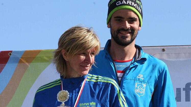 Die Sieger über10-Kilometer Borja Perez (LG Hungerast) und Berit Henze.