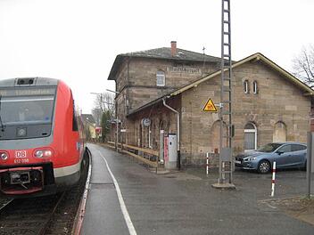 Die Marktgemeinderäte von Marktschorgast wollen darauf drängen, dass die Bahnübergänge barrierefrei ausgebaut werden. Foto: Bruno Preißinger/Archiv