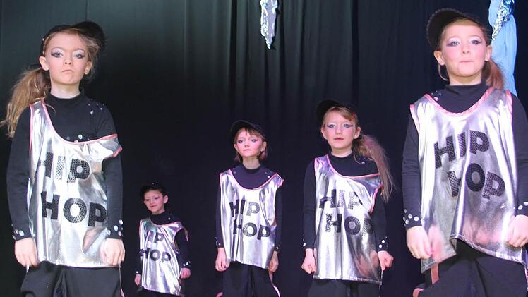 Die Minigarde macht in der vergangenen Session auf cool. Foto: Sonny Adam