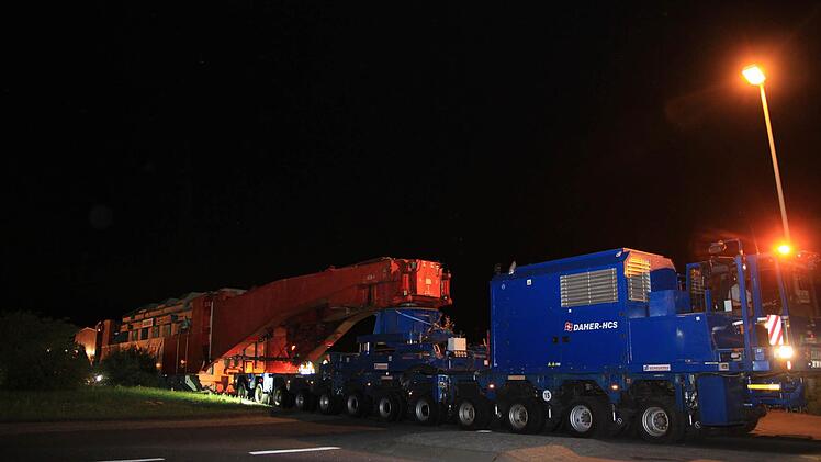 Schwertransporter Bamberg am 5. Mai 2015 Foto: Ferdinand Merzbach