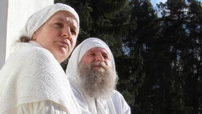 Der Guru aus Lonnerstadt mit seiner Freundin.  Archivfoto: Bauriedel