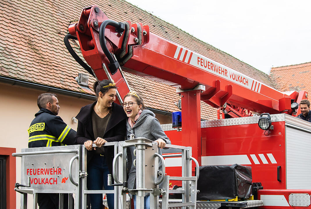 Prinzessinnen bei Feuerwehr