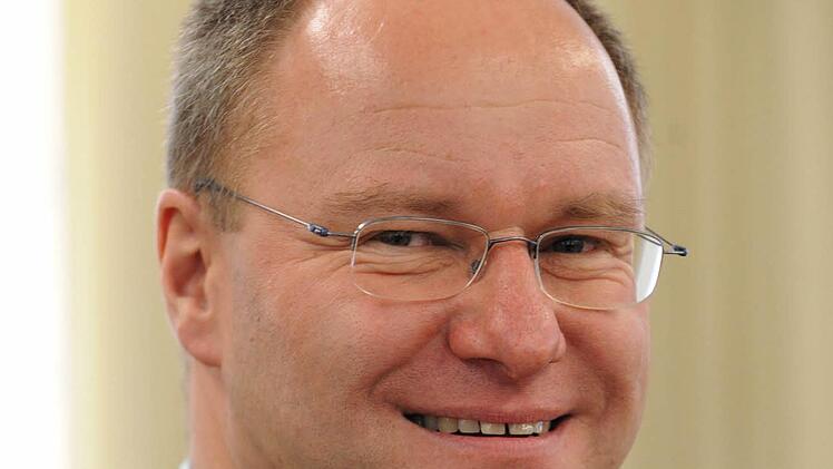 Alexander K&ouml;nig ist Direktkandidat bei den diesj&auml;hrigen Landtagswahlen im Stimmkreis Hof. Foto: Andreas Gebert/dpa