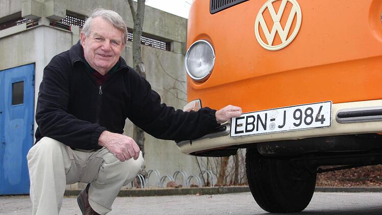 Werner Eichler muss nicht ummontieren. Sein VW-Bus hat die Gebietsreform überdauert.