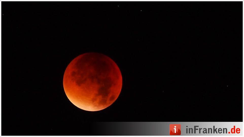Leserfotos: Blutmond über Franken