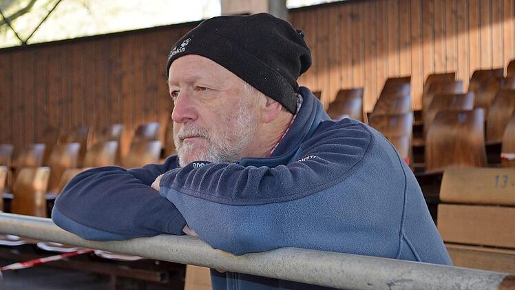Friedhelm Wölfert, Vorsitzender des Heimatvereins Heldritt, blickt mit nur vorsichtigem Optimismus in die Zukunft des Vereins.