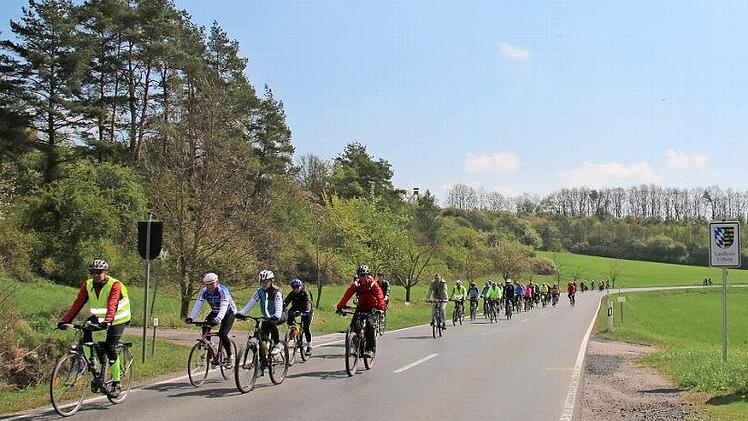 Wo früher die Grenze Bayern und Thüringen trennte, können die Radfahrer heute - wie hier in Gehegsmühle (Stadt Seßlach) - ohne Probleme zwischen den Bundesländern pendeln.