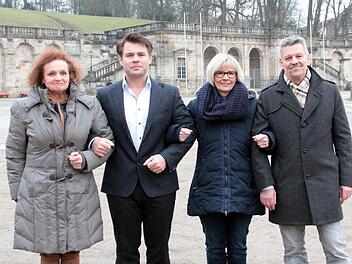 Coburgs rot-rote Stadtratsfraktion (von links): Adelheid Frankenberger, René Hähnlein, Barbara Kammerscheid, Mathias Langbein. Hähnlein ist Mitglied der Linken, die drei anderen wollen in der SPD bleiben.