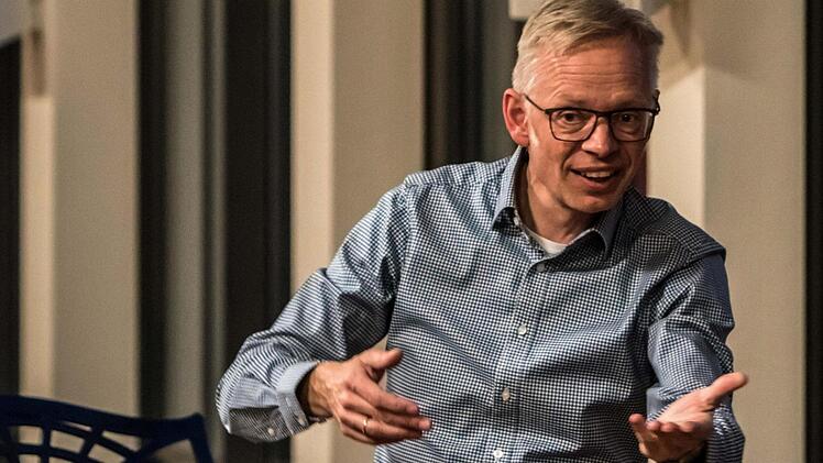 Unter der Leitung von Peter Stenglein bereitet sich der Coburger Bachchor auf die Aufführung von Telemanns Matthäuas-Passion von 1746 vor.Foto: Jochen Berger