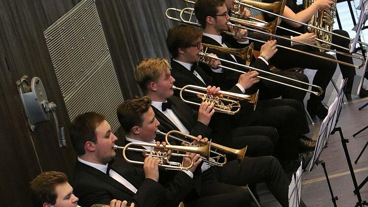 Impressionen vom Gastspiel des Jugend-Symphonieorchester Oberfranken in FrohnlachFoto: Jochen Berger