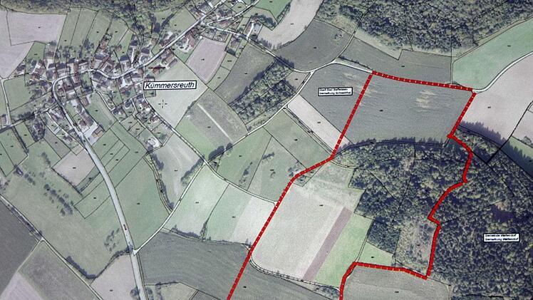 Das geplante Abbaugebiet westlich von Kümmersreuth an der Staatsstraße nach Wattendorf.