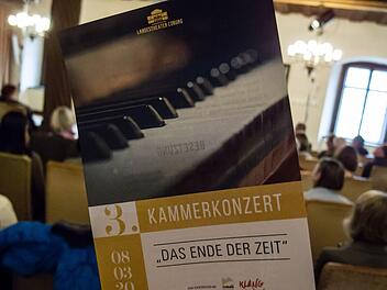 Musiker des Philharmonischen Orchesters gestalteten ein Konzert im Coburger Rathaussaal.Foto: Jochen Berger