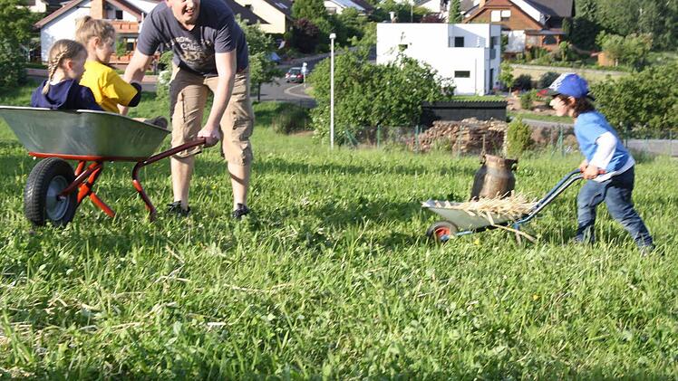 Das Schubkarrenwettrennen war eine Riesengaudi.